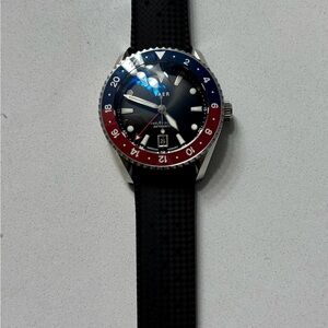 Vaer G5 Meridian GMT Pepsi Watch ( True GMT )